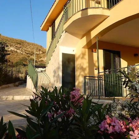 Ravishing In With Private Swimming Pool Realmonte