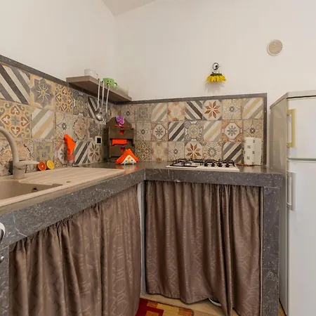 Ravishing In With Private Swimming Pool Villa Realmonte