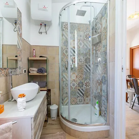 Ravishing In With Private Swimming Pool * Realmonte