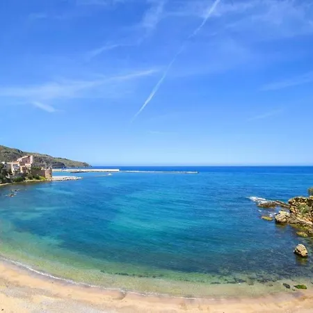 Ravishing In With Private Swimming Pool *