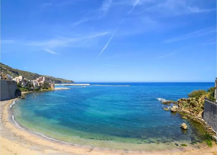 Ravishing In With Private Swimming Pool *